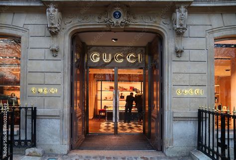 montaigne gucci|gucci paris france.